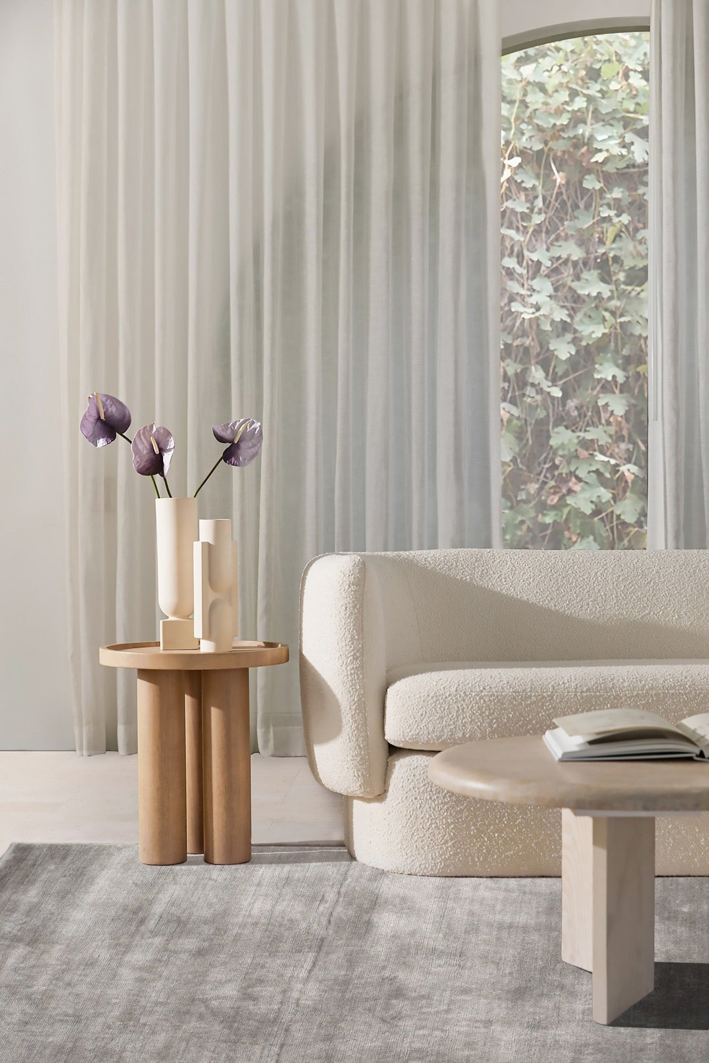 SOLID SILK RUG - GRAY
