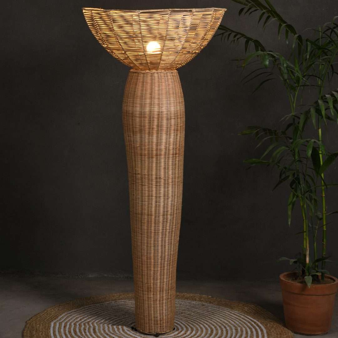 CALENDULA FLOOR LAMP
