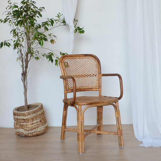 GELEPHU LEISURE BAMBOO CHAIR