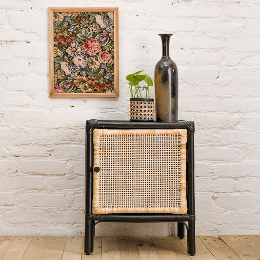 ONYX BAMBOO SIDE TABLE