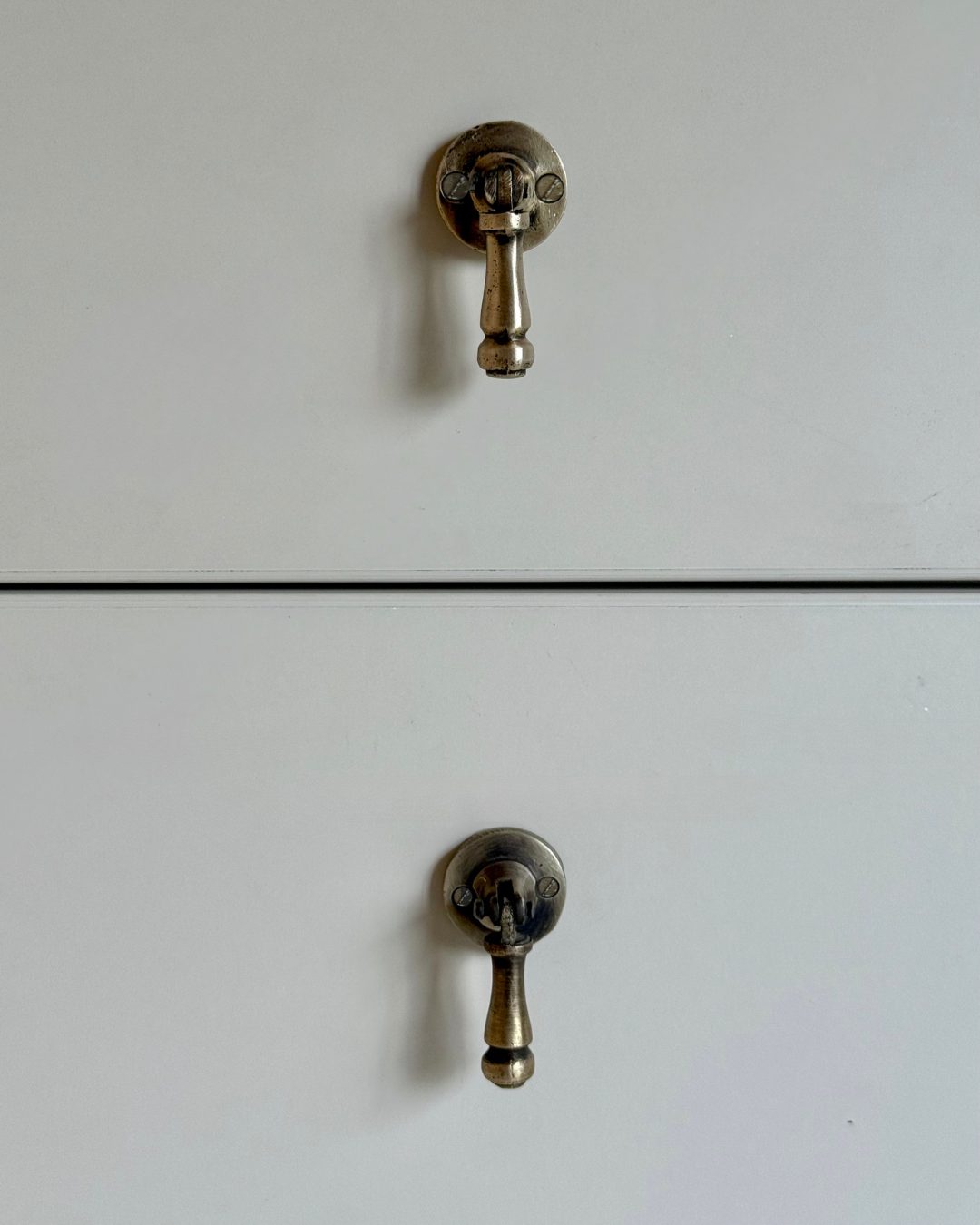 EARNEST DRAWER PULL