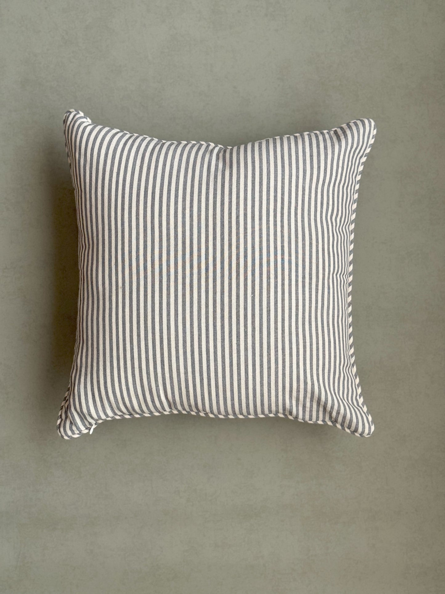 EDWARD STRIPED CUSHION