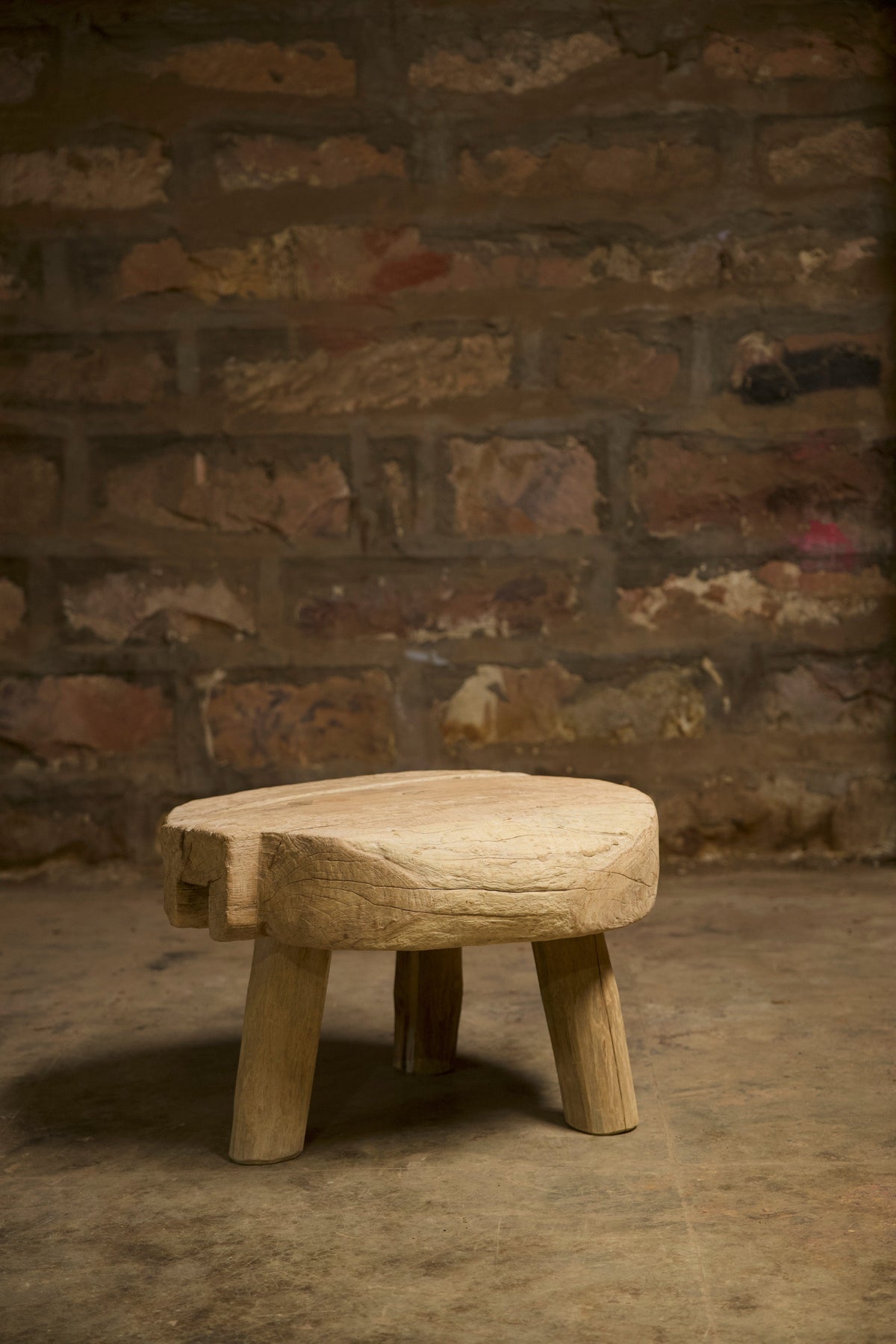 Rustic reclaimed-wood side table with natural grain, no. 2308 - view 4