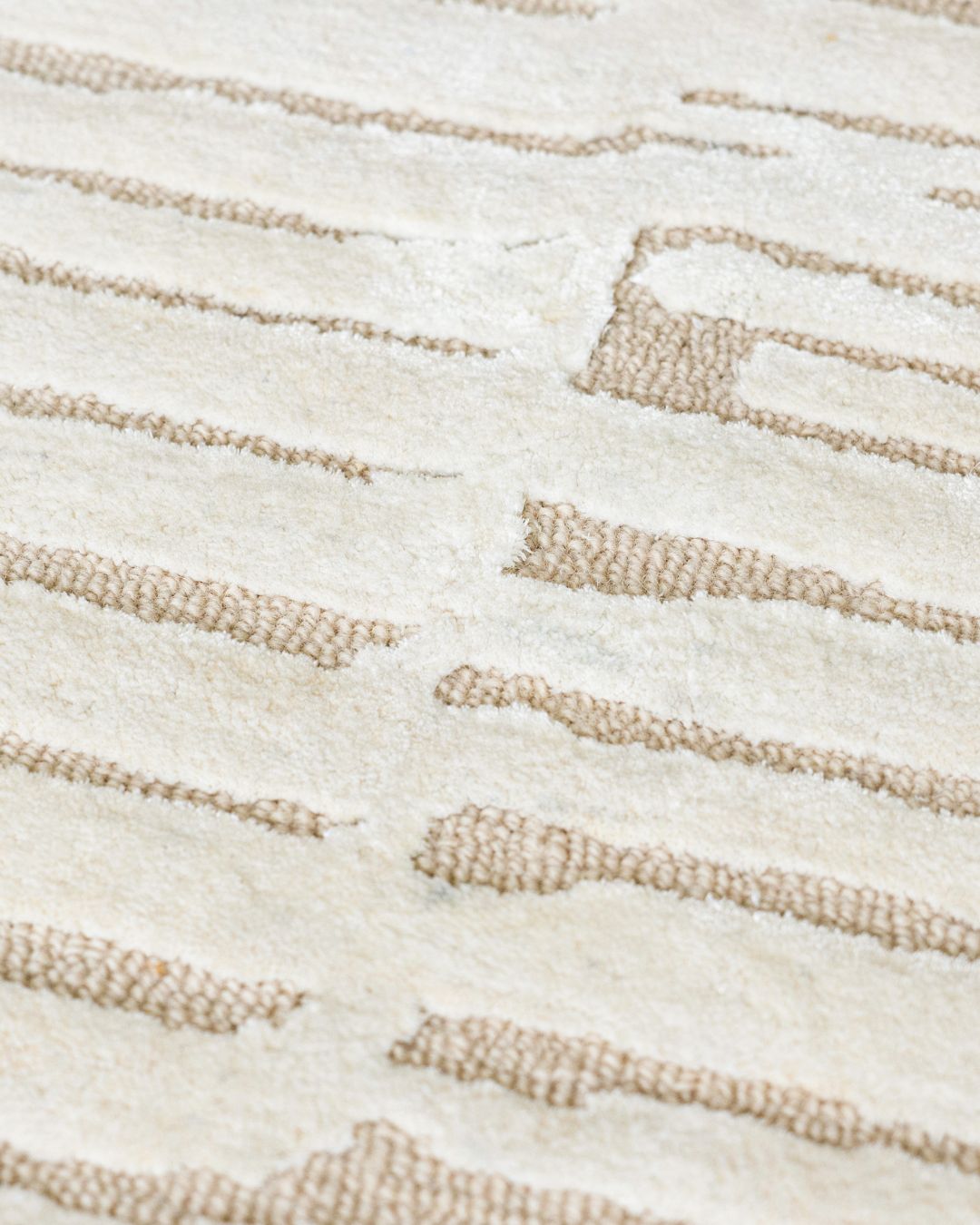 DUNE WOOL & SILK RUG