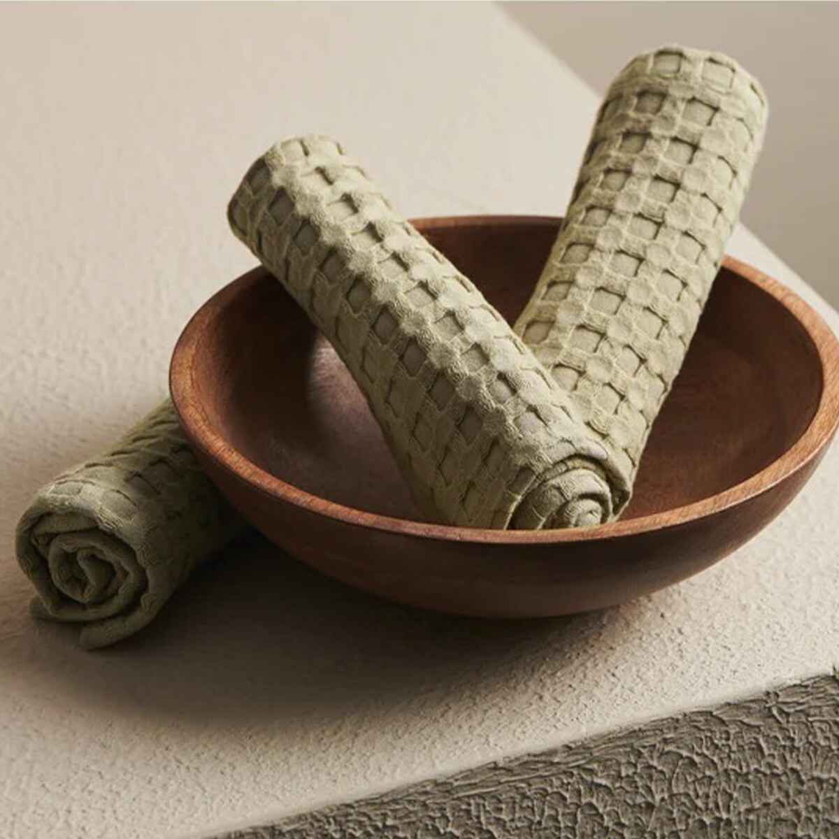 WAFFLE COTTON FACE TOWEL