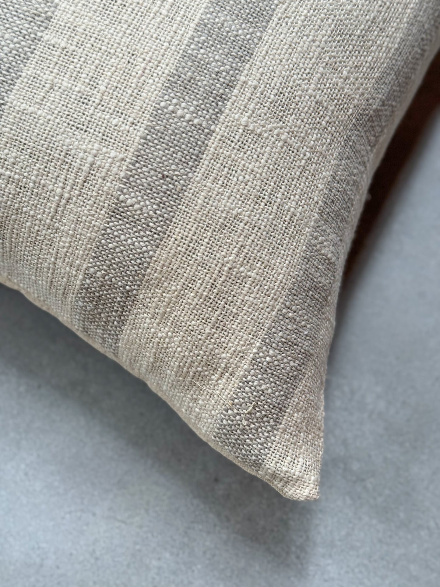 LEOPOLD STRIPE CUSHION