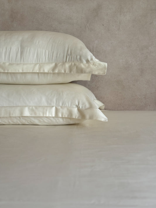 NIRVANA BEDSHEET SET