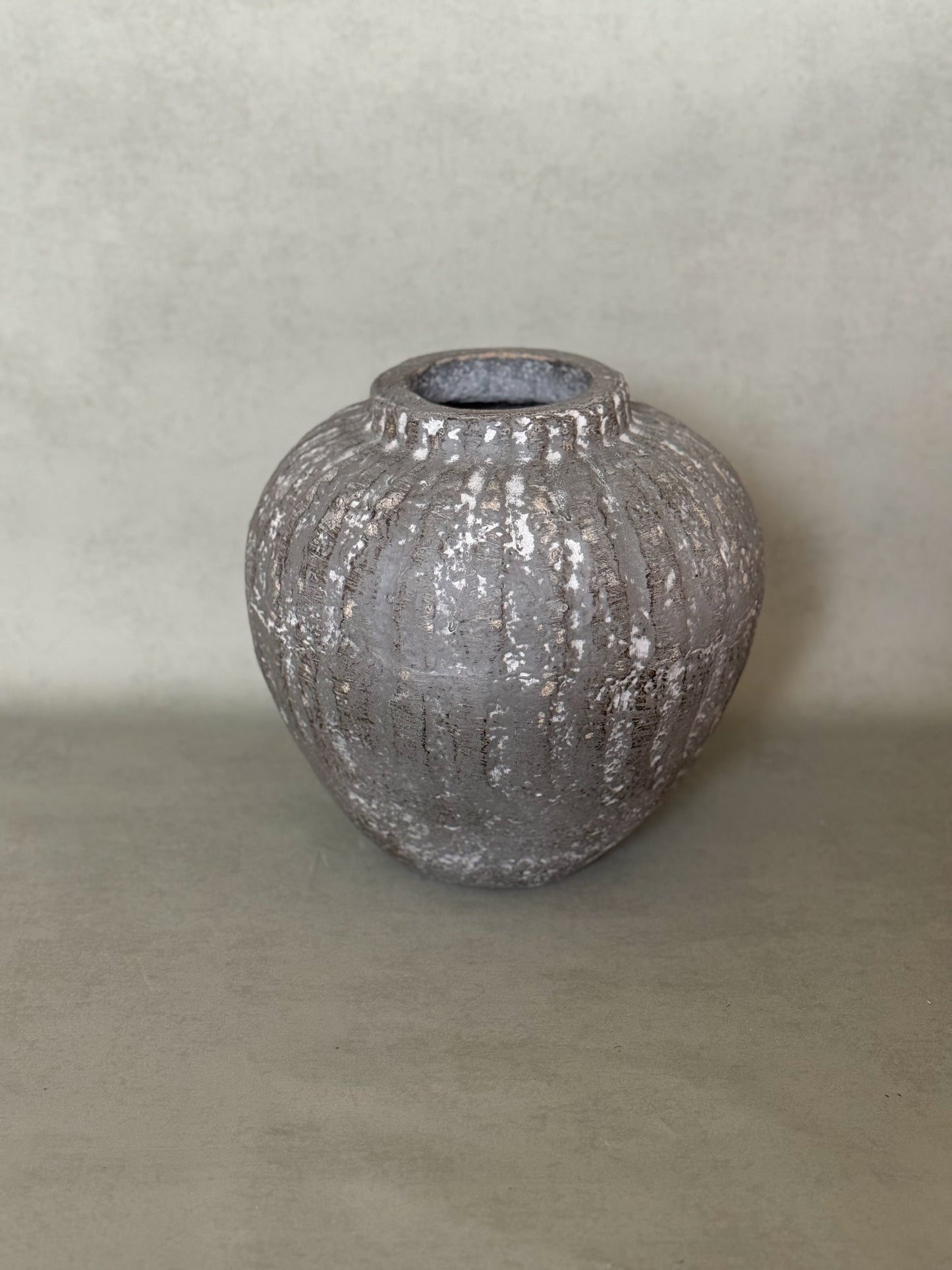 APOLLO PAPER MACHE VASE