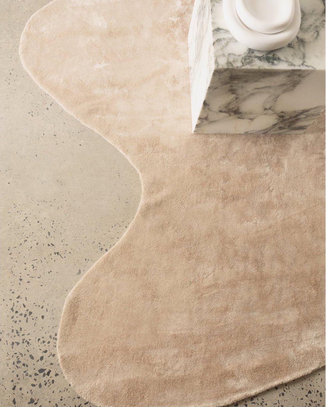 ABSTRACT SILK RUG - CLAY