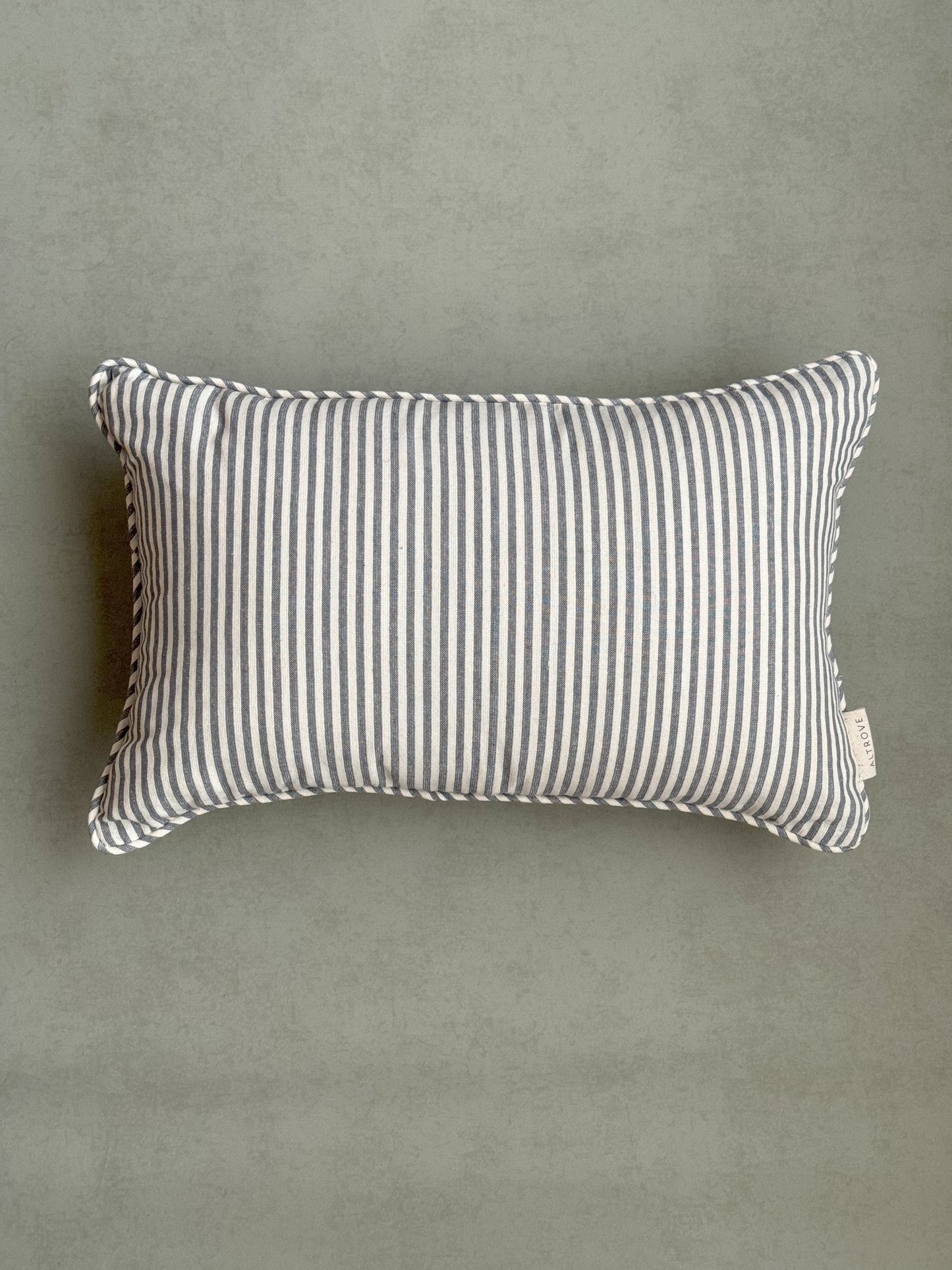 EDWARD STRIPED CUSHION