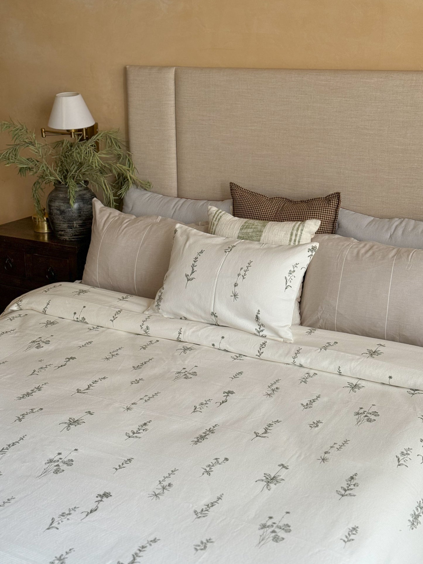 WILDFLOWER BEDCOVER