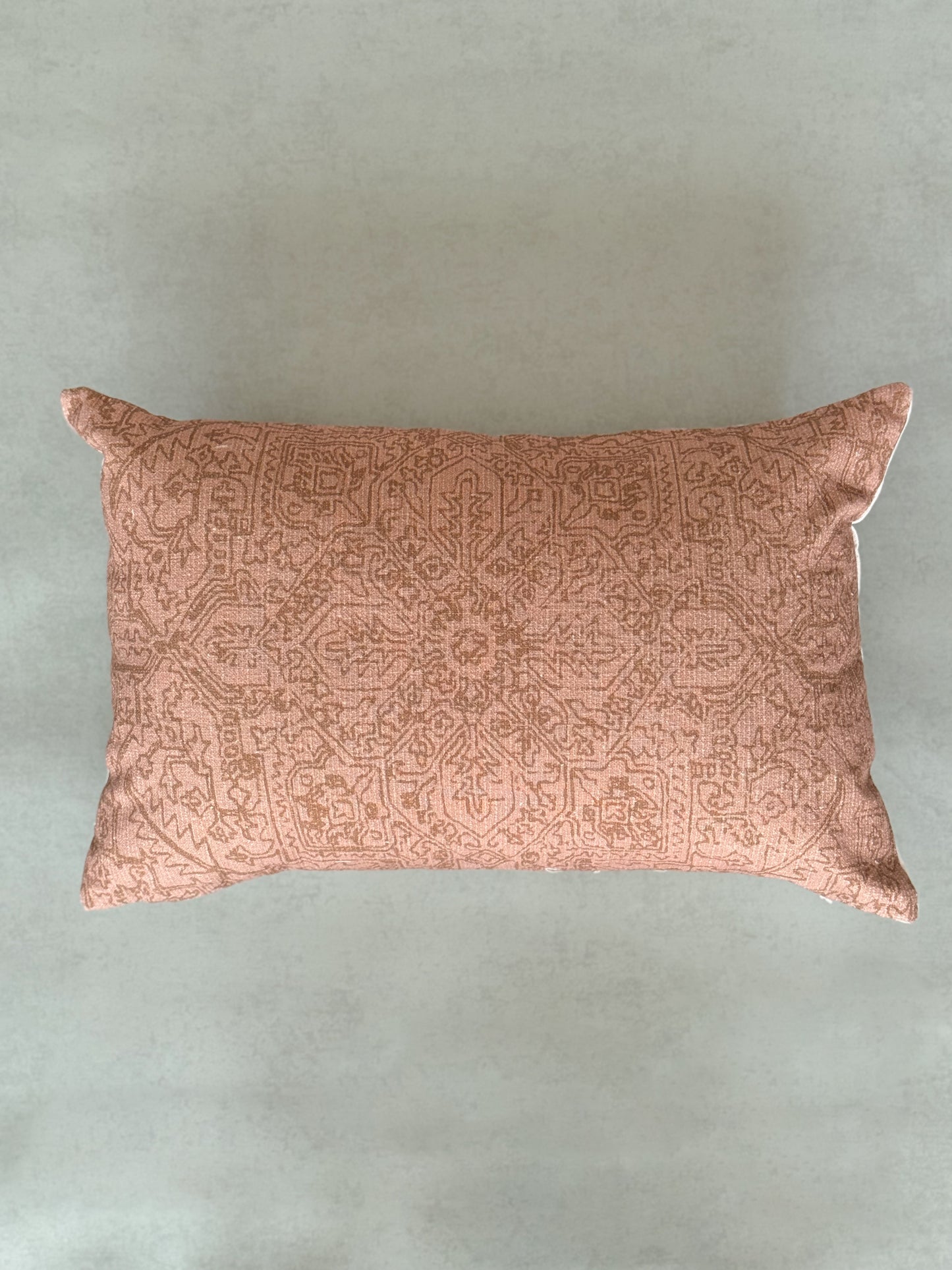 MOSSEL CUSHION