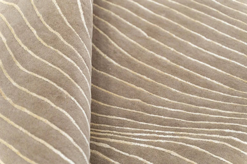 CRINKLE WOOL & SILK RUG