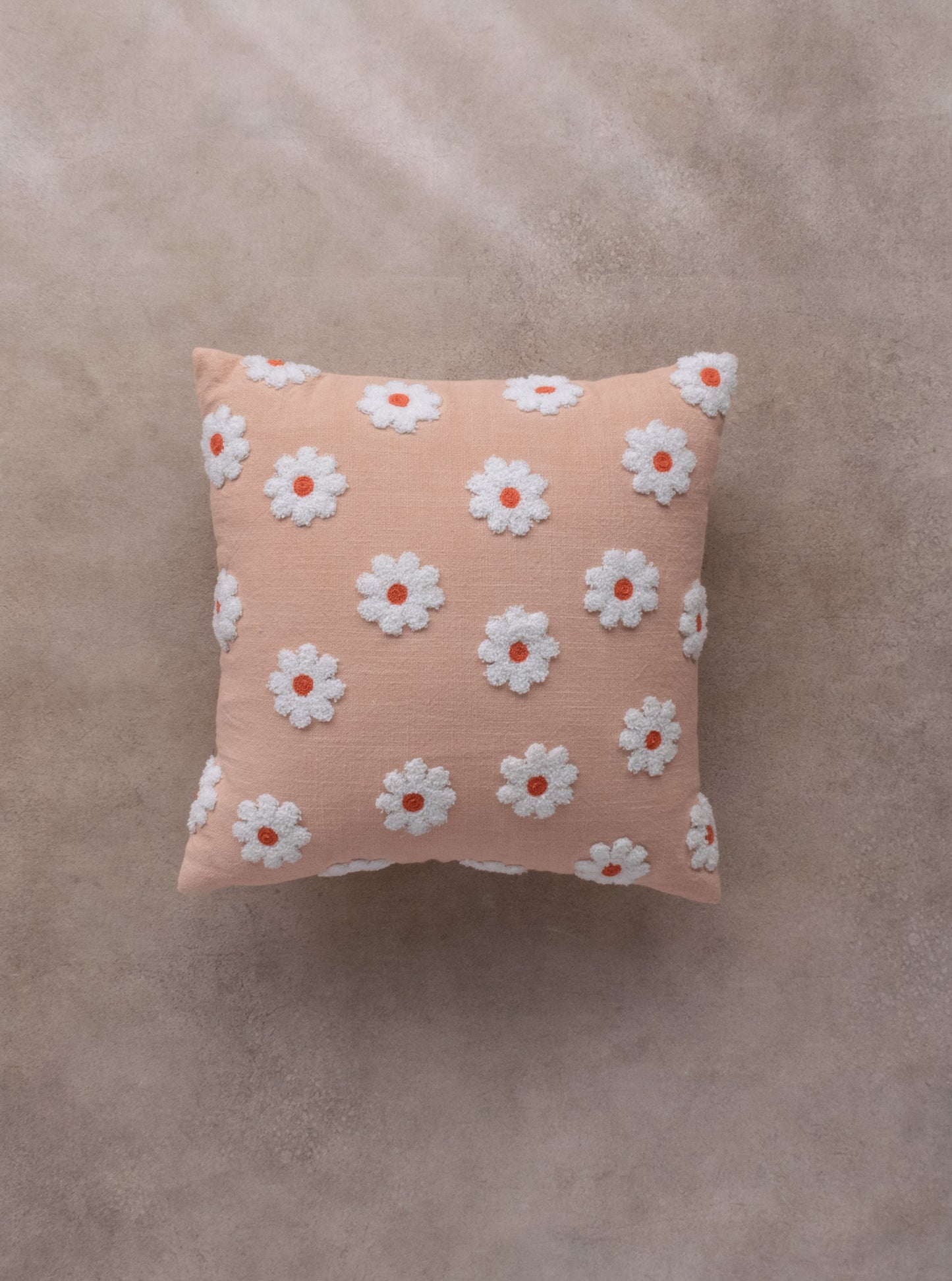 DAISY CUSHION