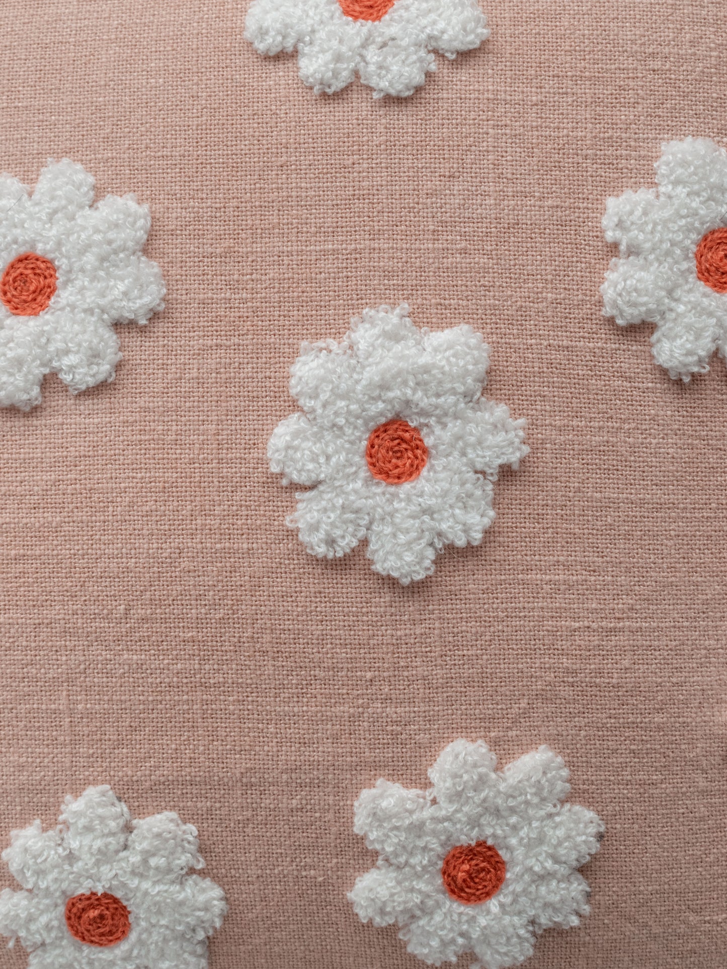 DAISY CUSHION