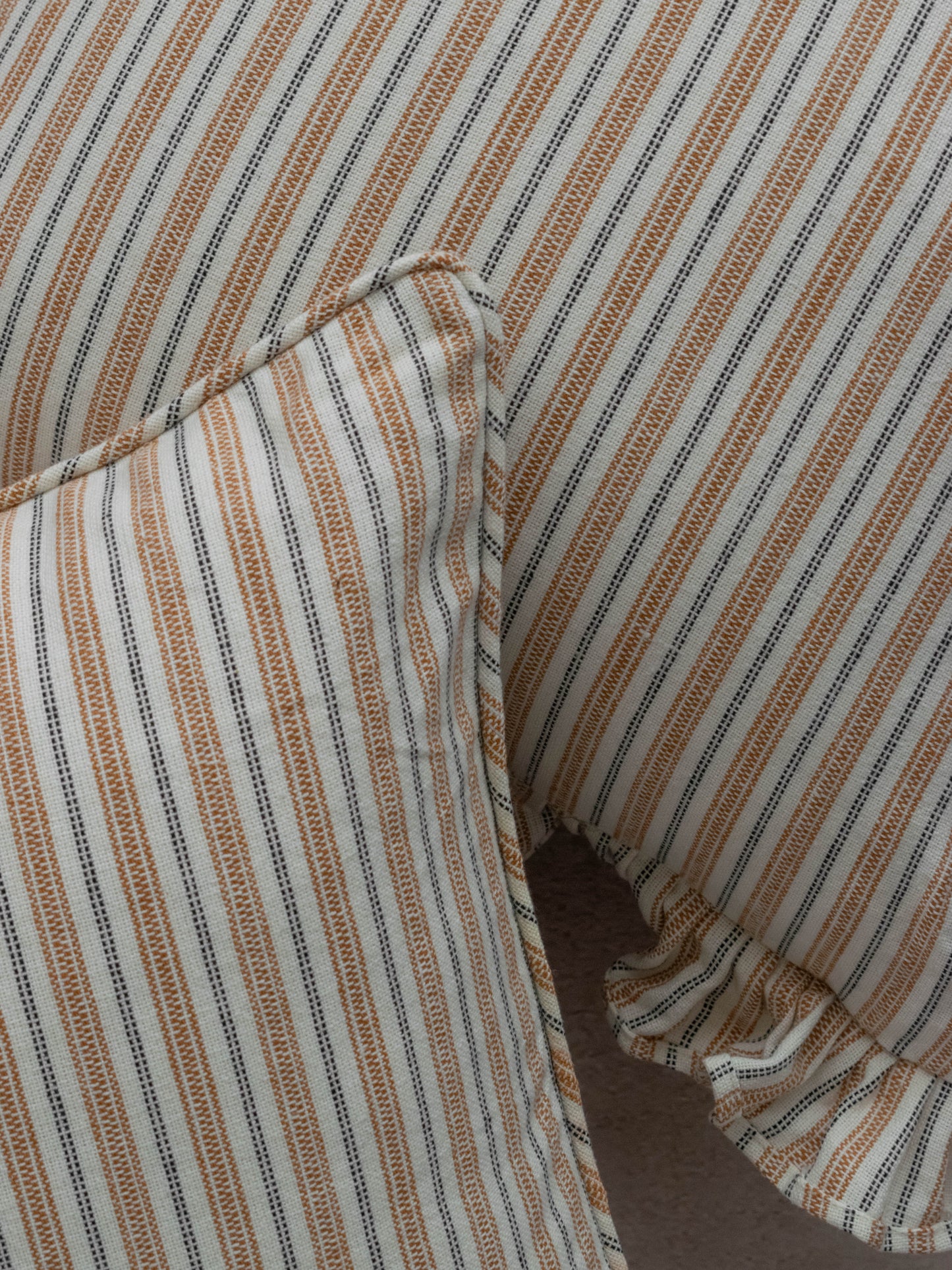 KEN STRIPE CUSHION