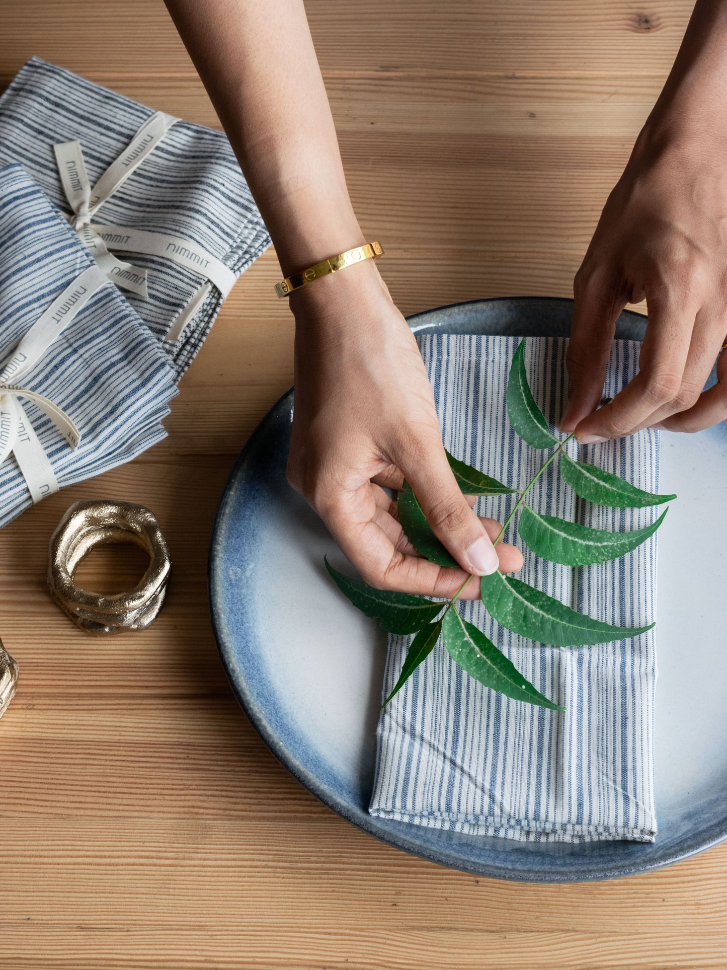 PIN STRIPE NAPKIN