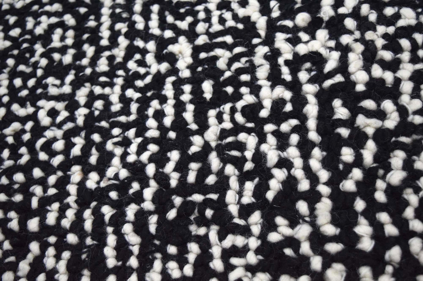 AMBIENT NOISE WOOL RUG