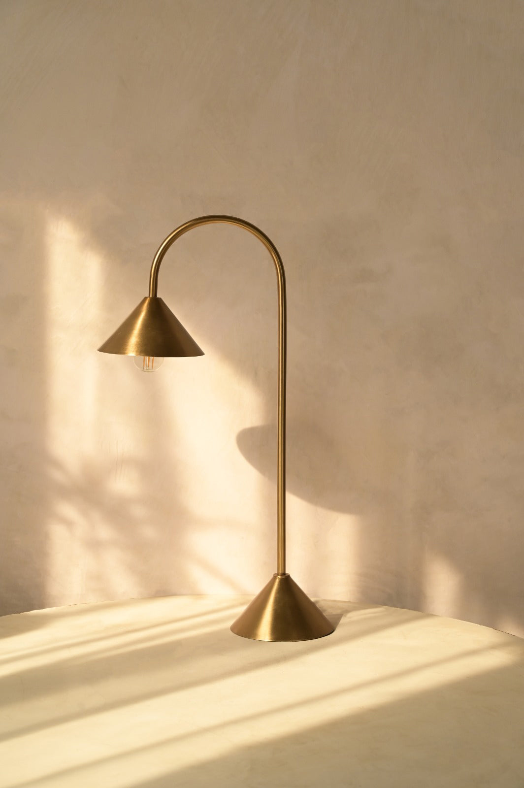HUSH LAMP