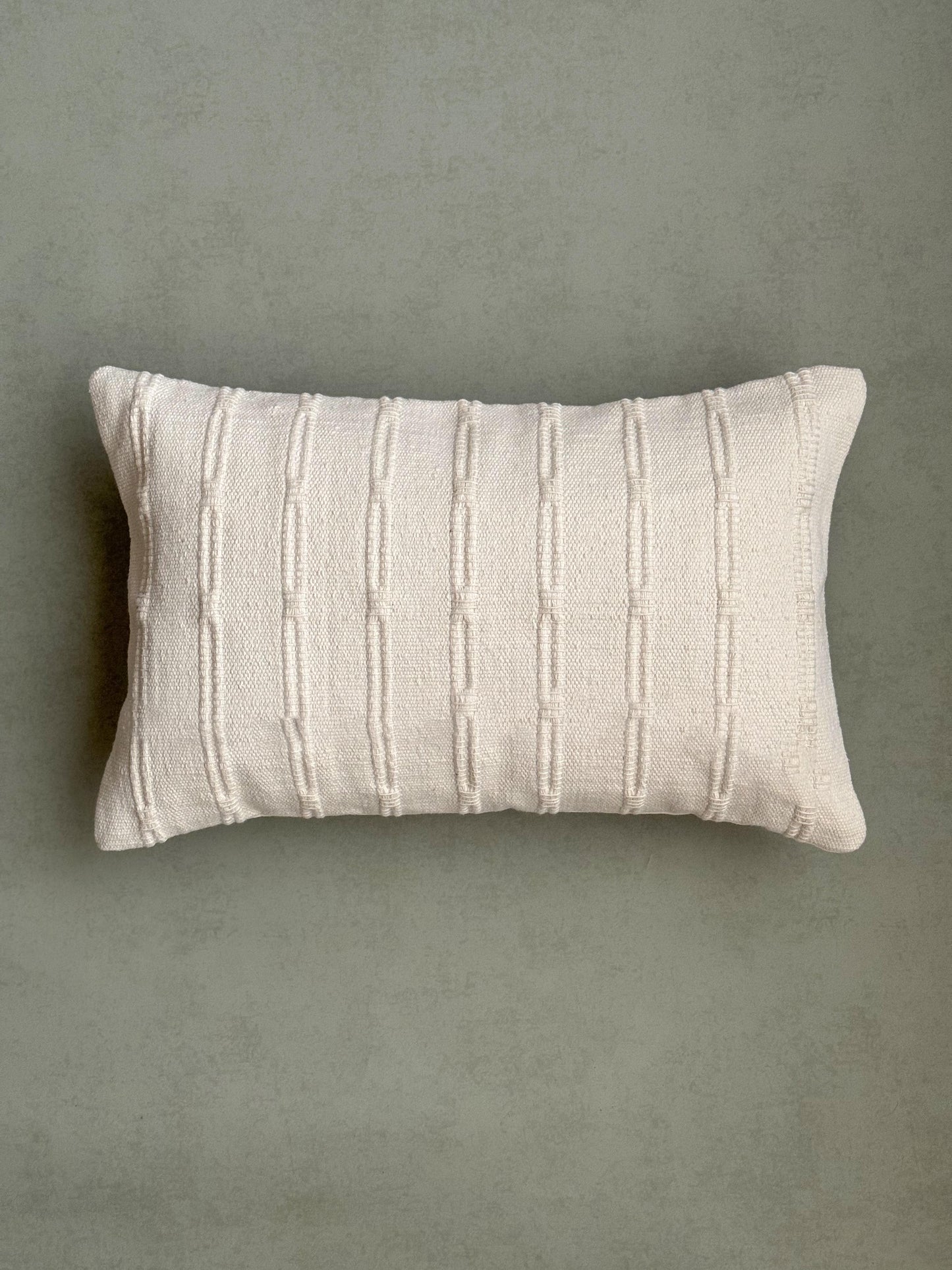 LIMA CUSHION