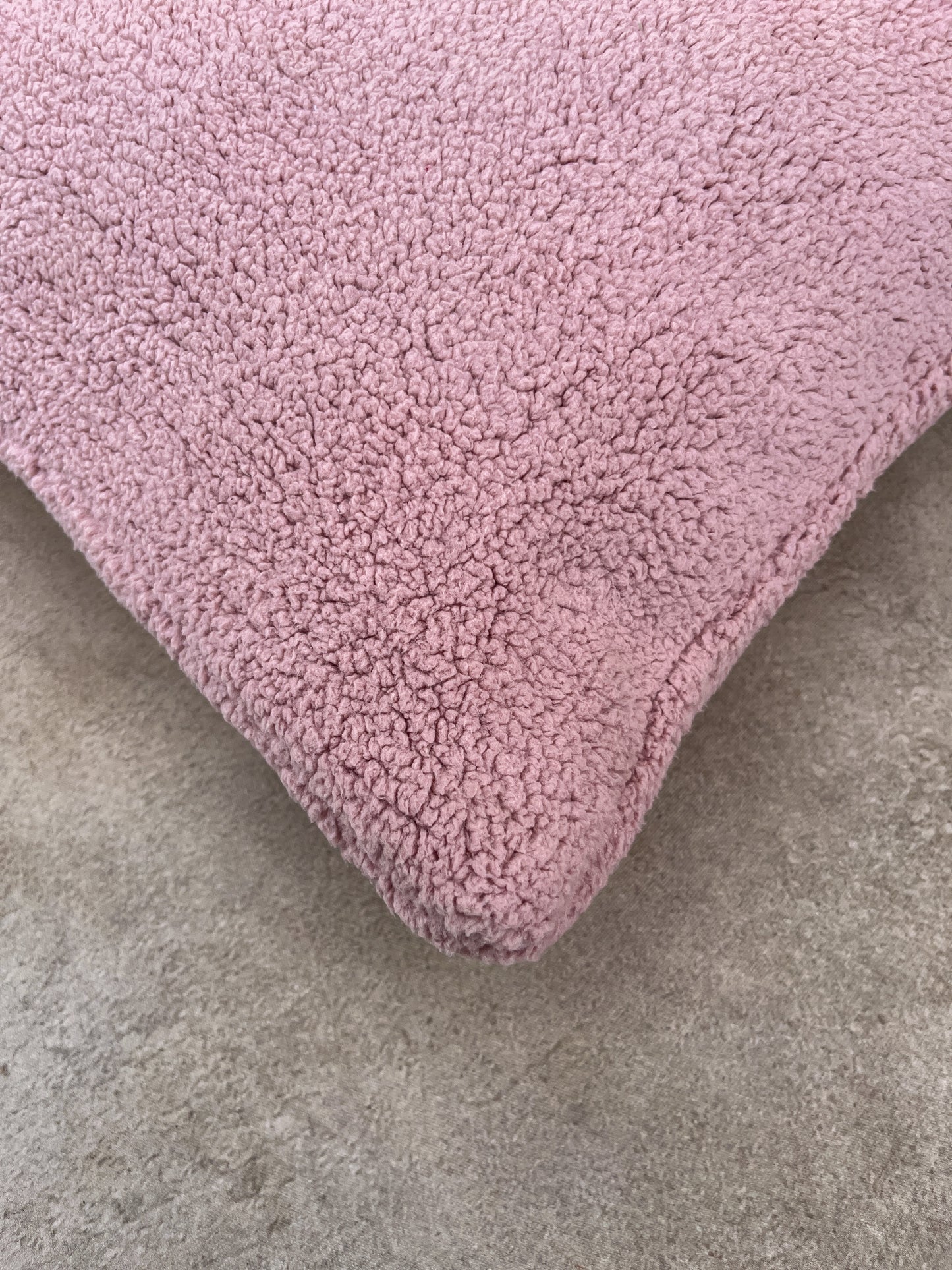 PRISCILA SHERPA CUSHION