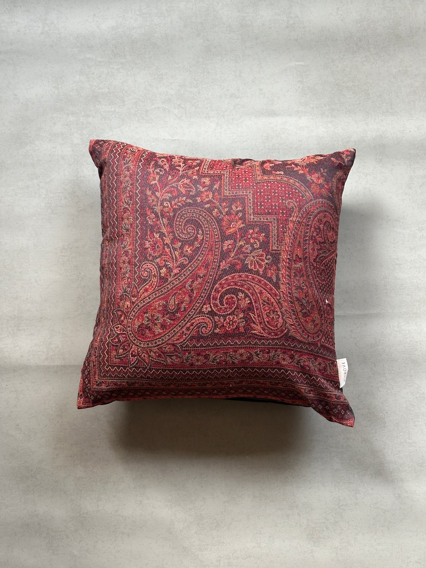 BARIS CUSHION