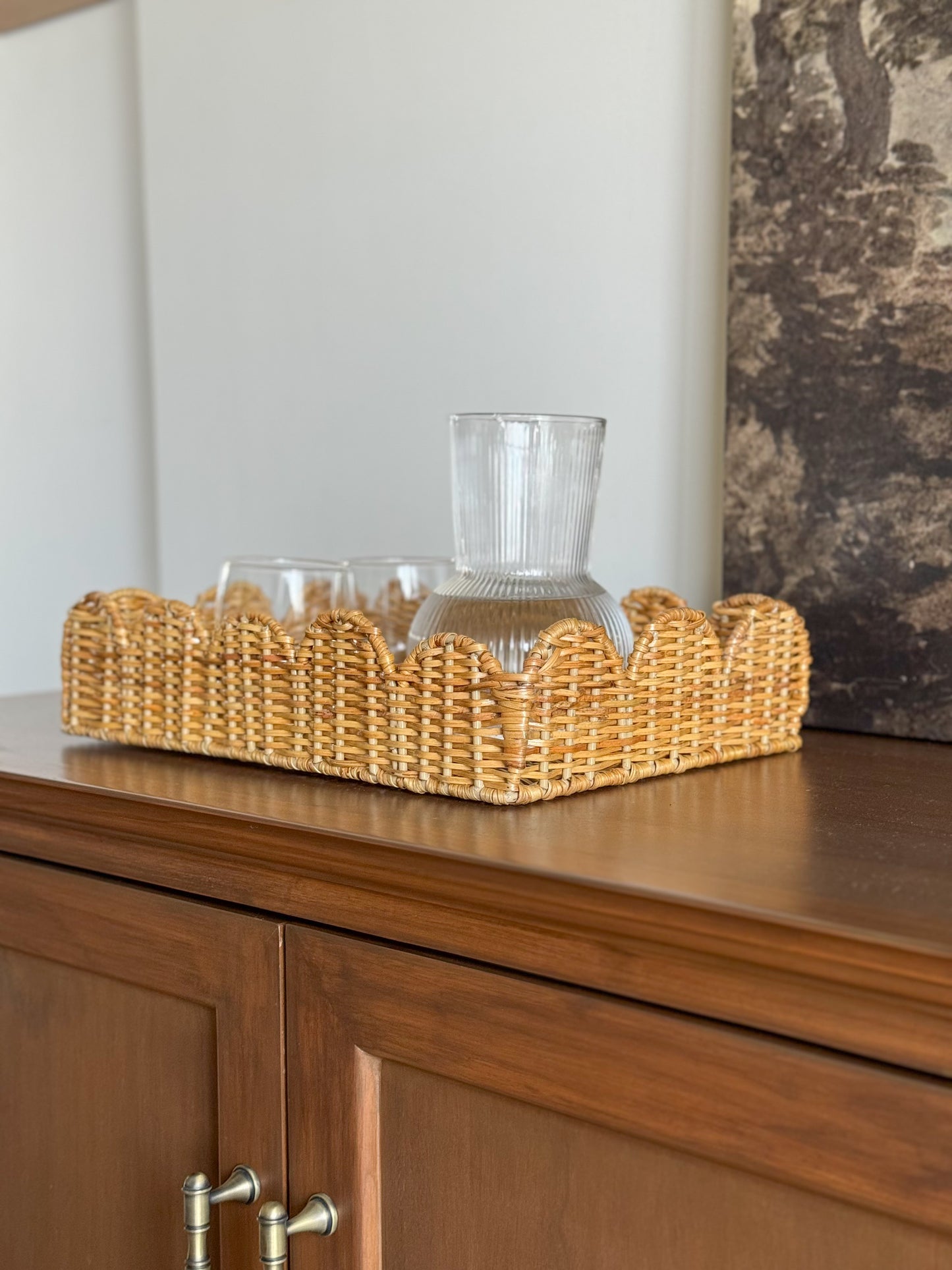 SCALLOP RATTAN TRAY
