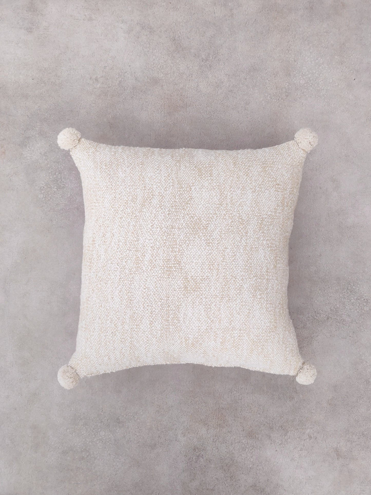 LESLIE CUSHION