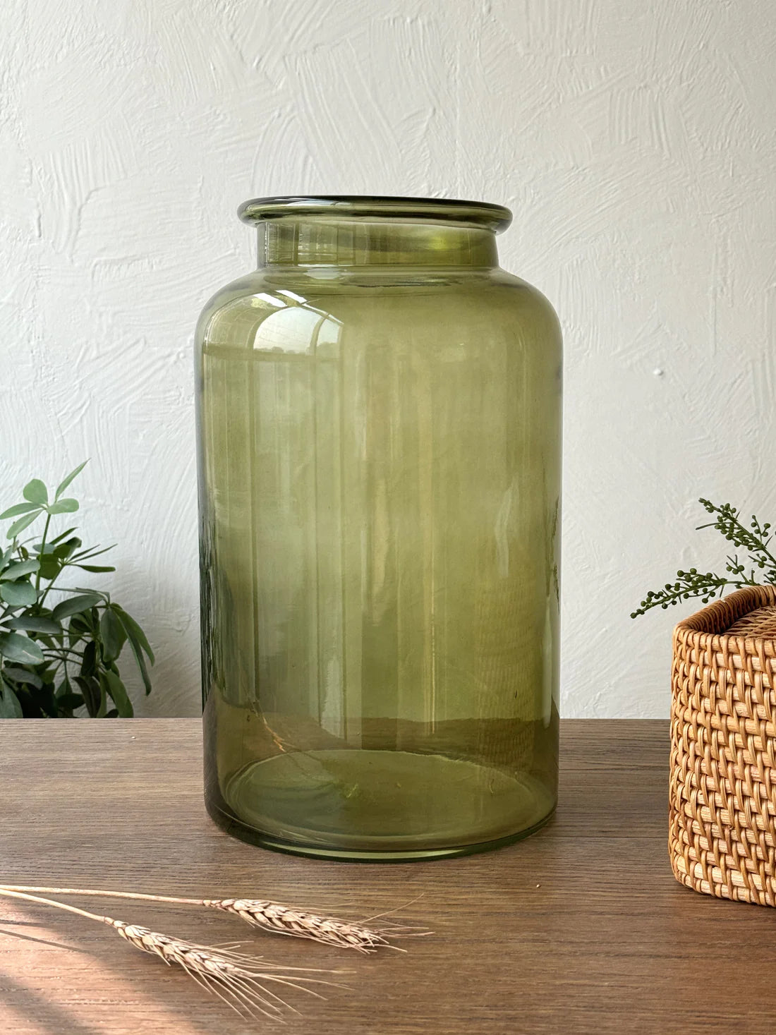 OLIVE JAR VASE