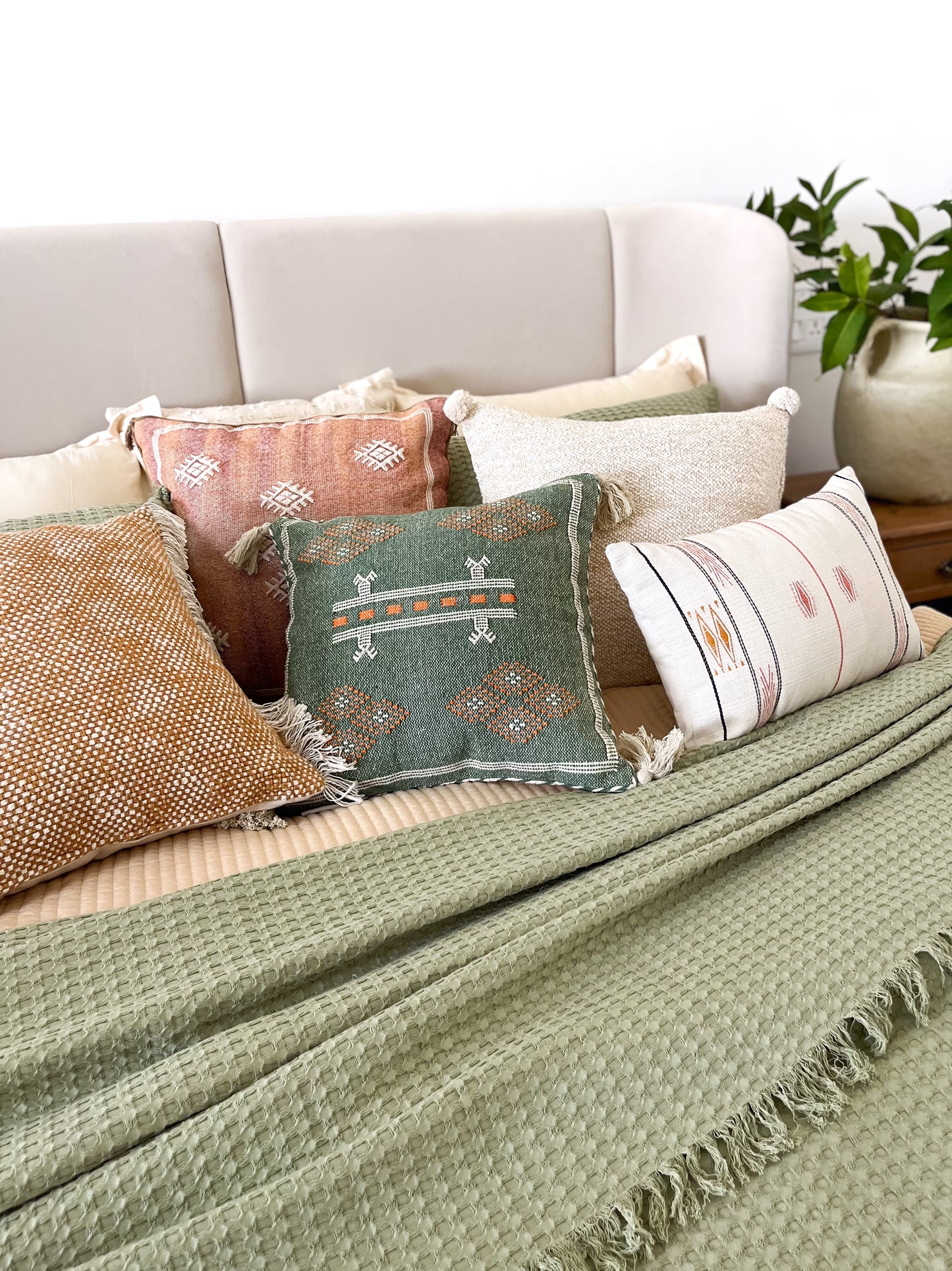 WILLOW WAFFLE BEDCOVER GREEN