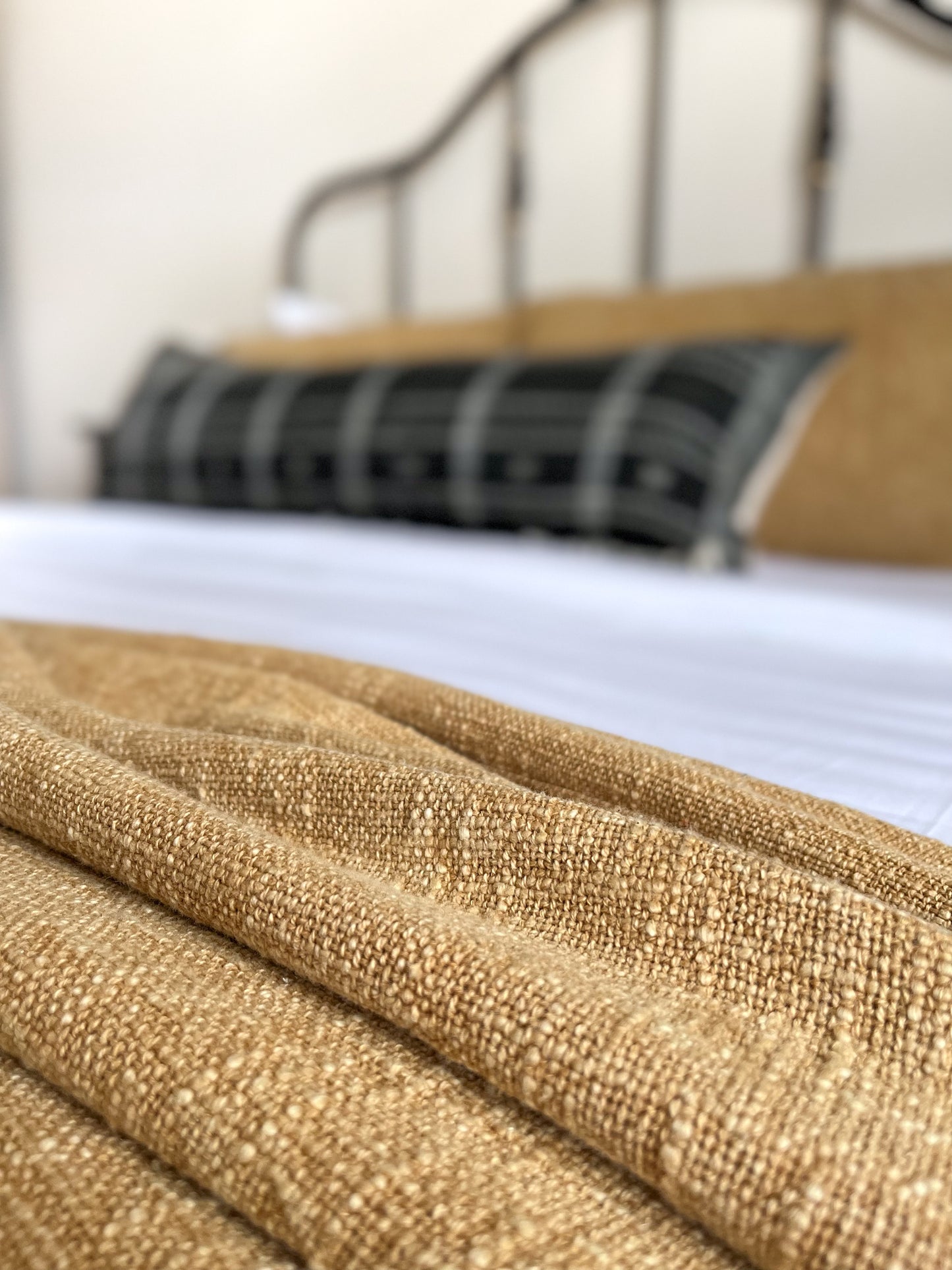 MUSTARD EMMER BEDDING SET