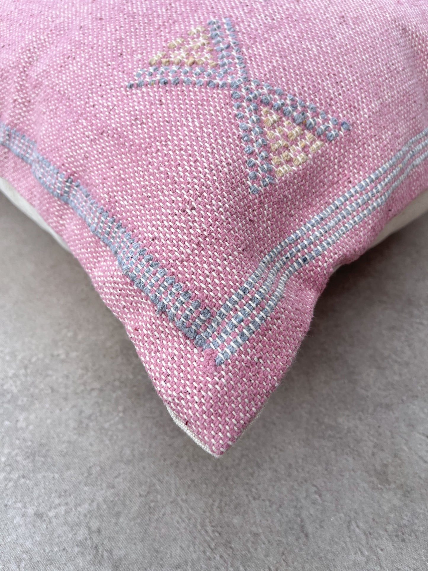 ZIVA CACTUS CUSHION
