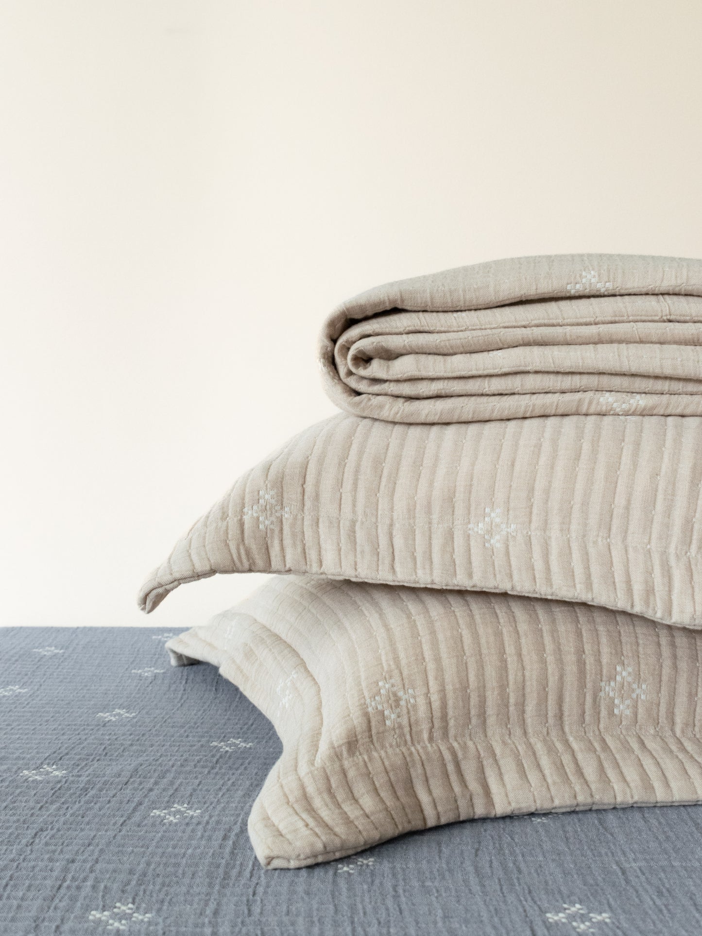 CONNOR BEIGE BEDDING