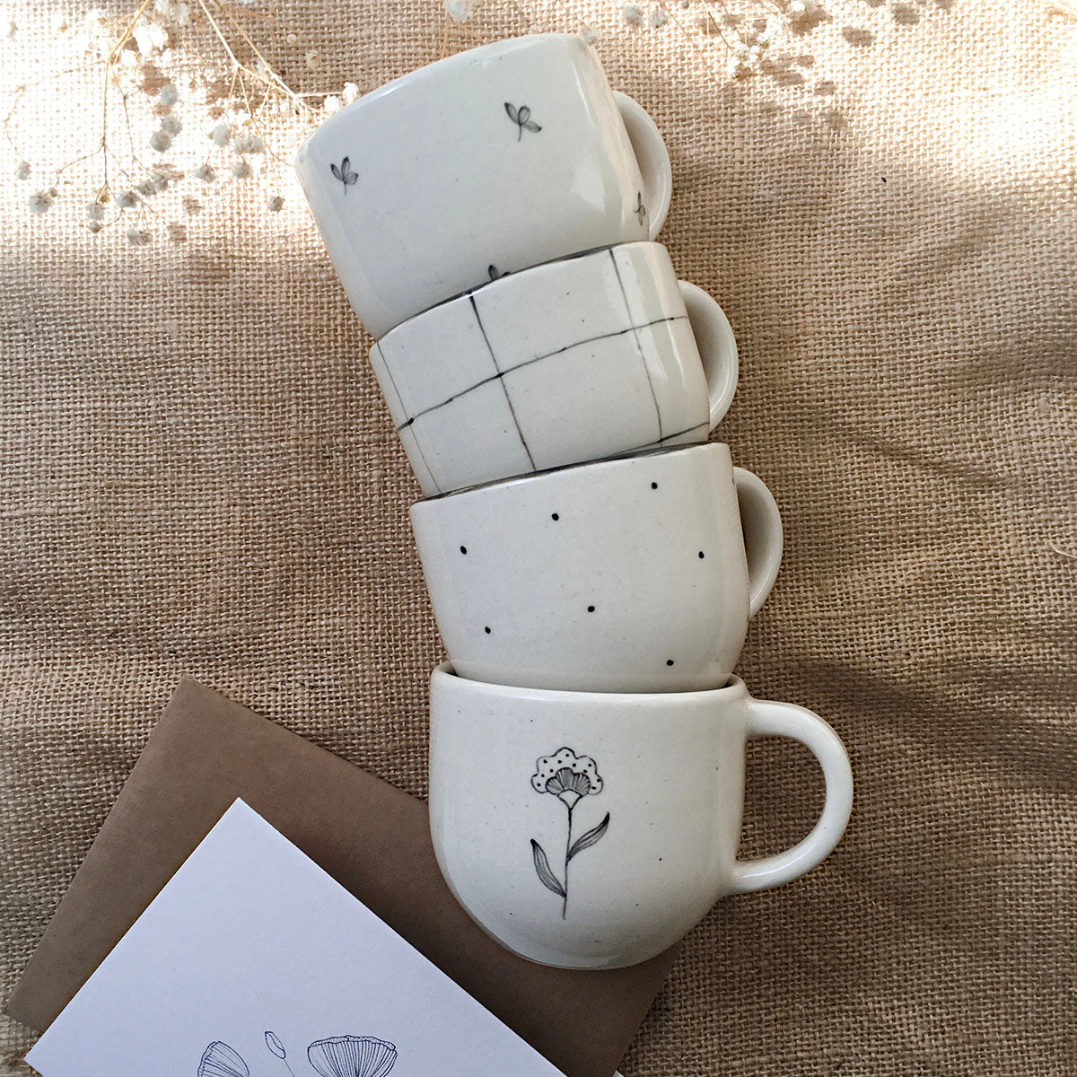 SHORT STORIES TEACUPS (SET OF 4)