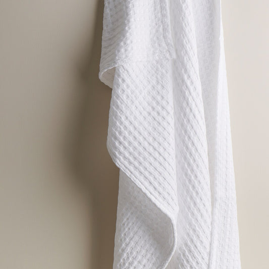 BLOOM WAFFLE TEXTURED BATH TOWEL