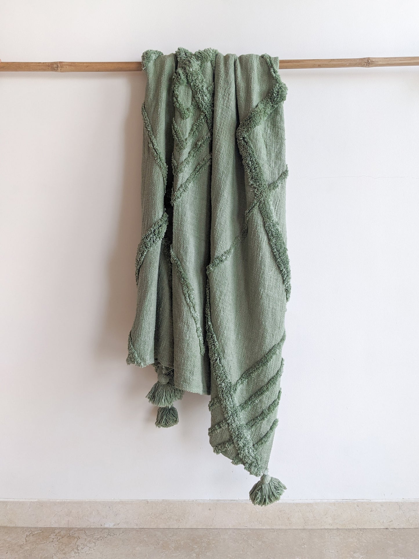 adam green throw for sofa by Altrove