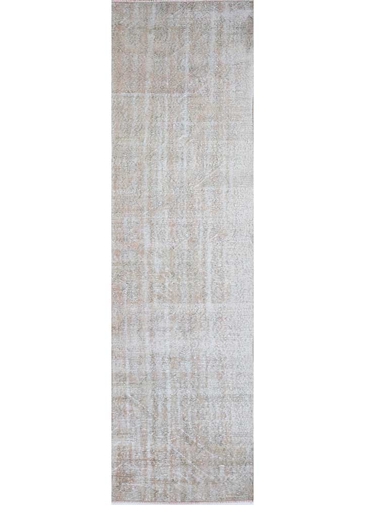 VINTAGE SAND HAND KNOTTED RUG