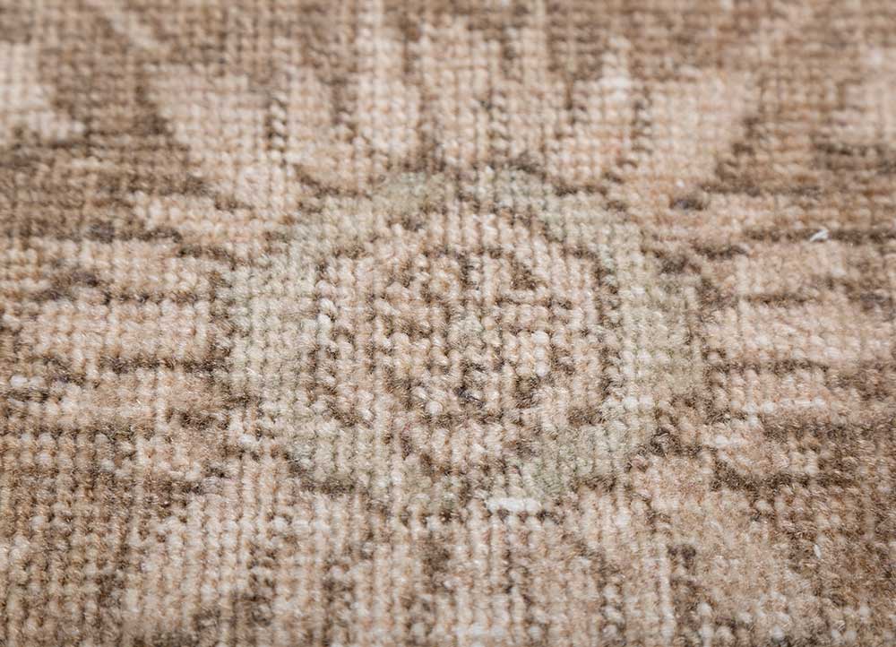 VINTAGE GOLD RUG