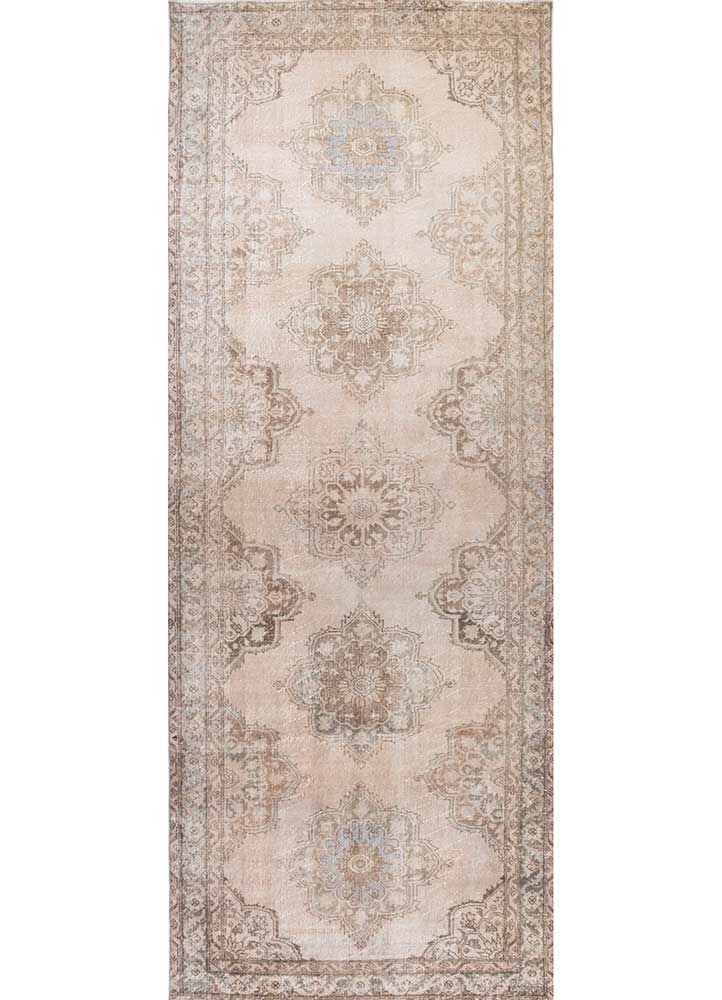 VINTAGE GOLD RUG