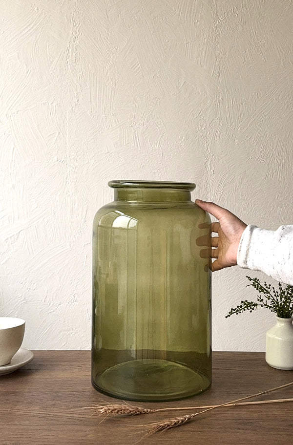 OLIVE JAR VASE- detailed- EDAMAME