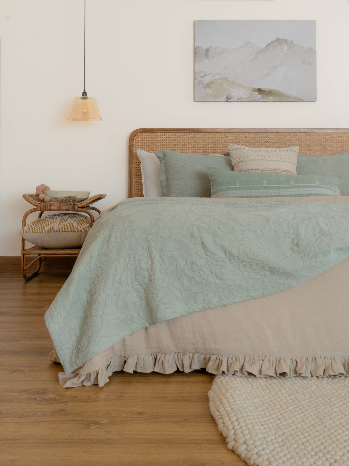 MISA BHUJODI CUSHION
