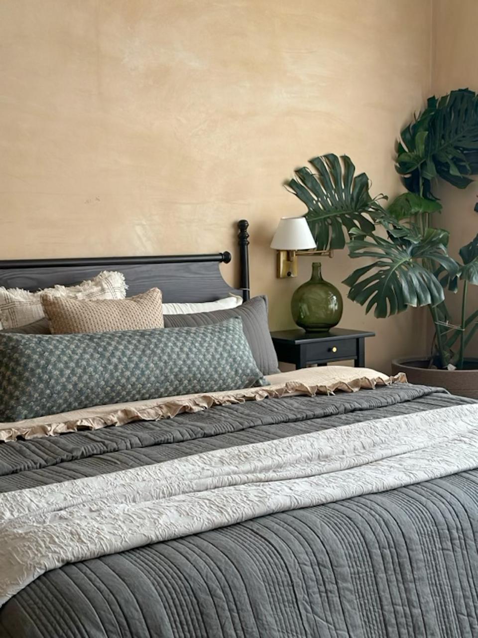 AMARI GREEN BEDDING