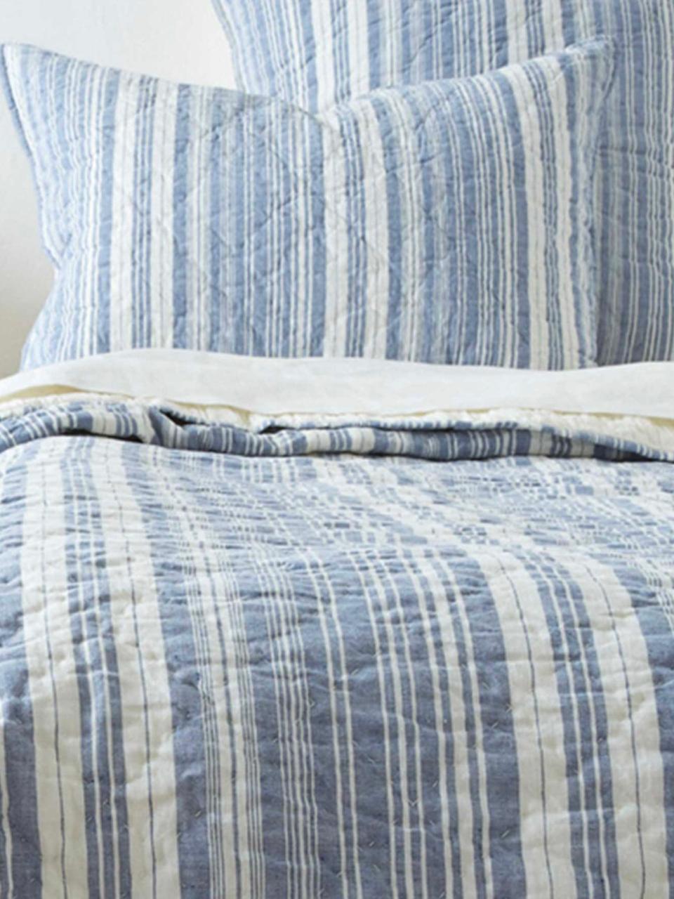 WINDSOR QUILTED BEDSPREAD