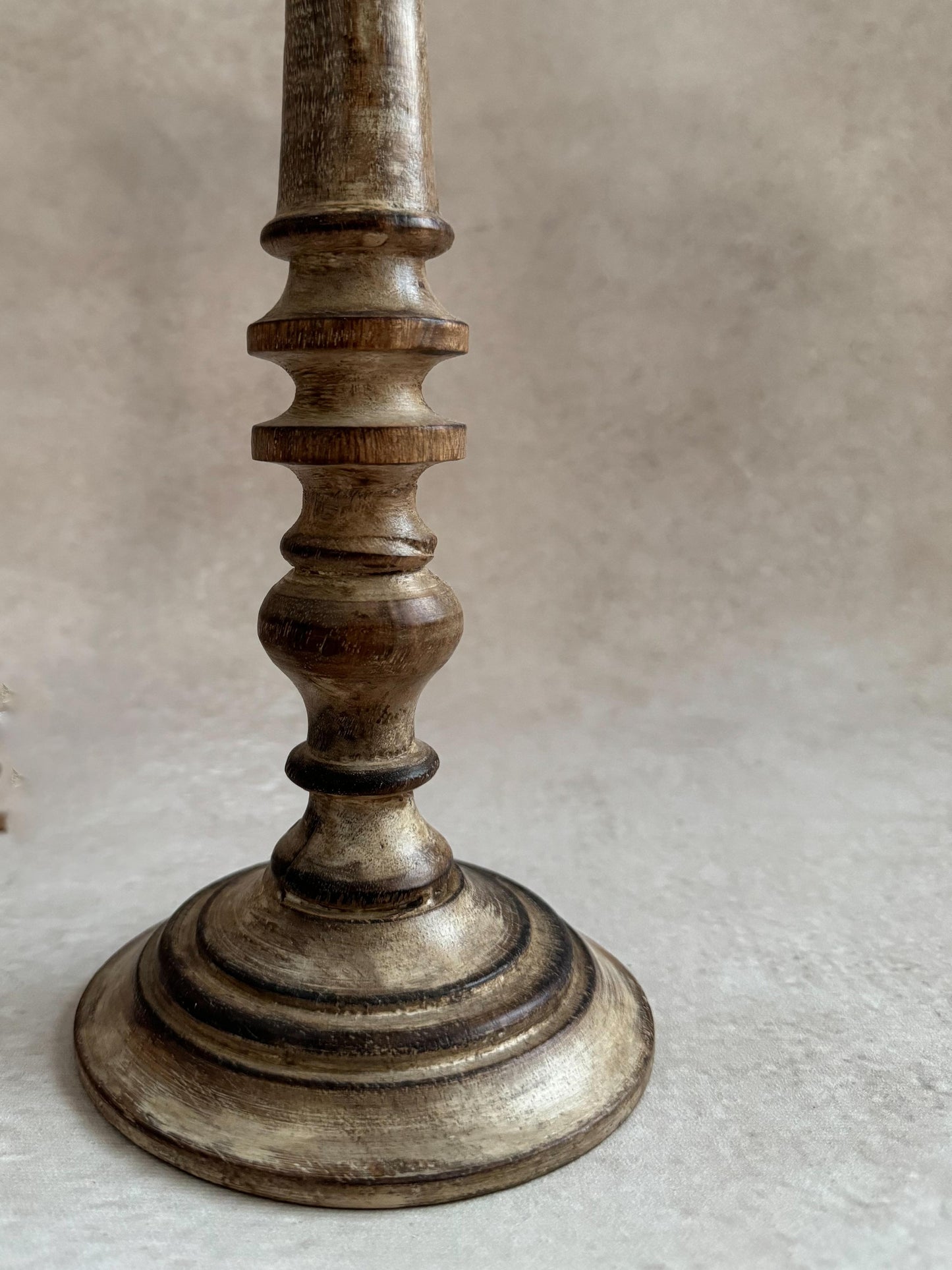 ARYA CANDLE STANDS