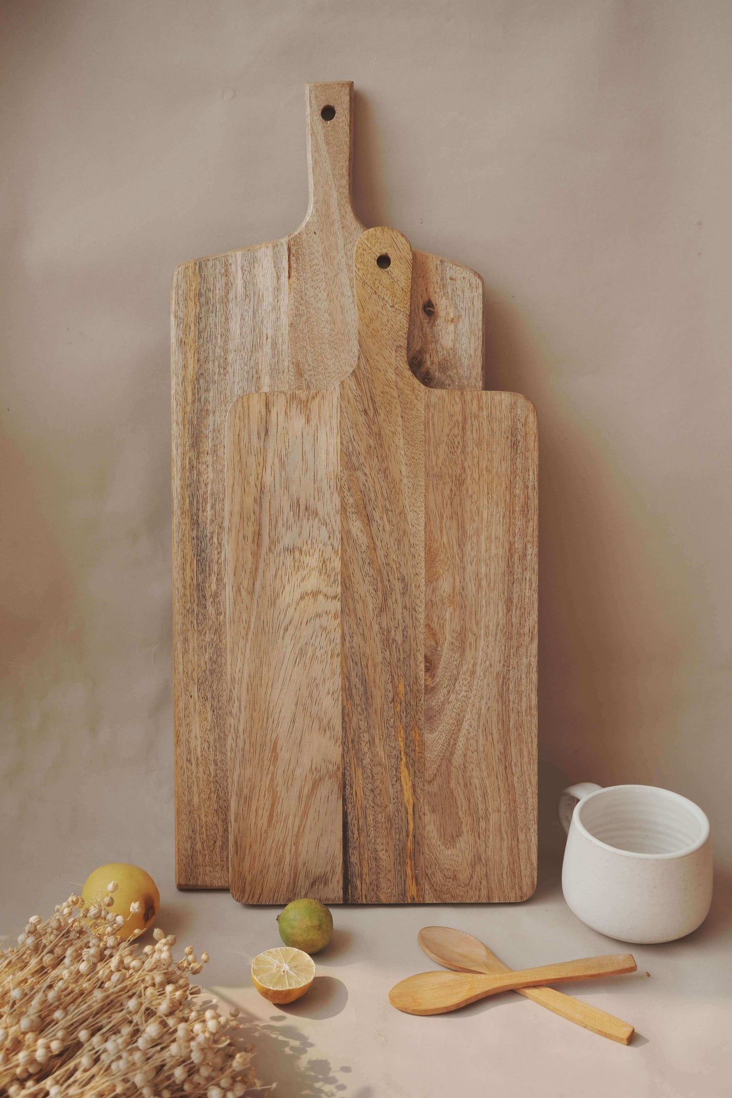 LONG WOODEN CHOPPING BOARD
