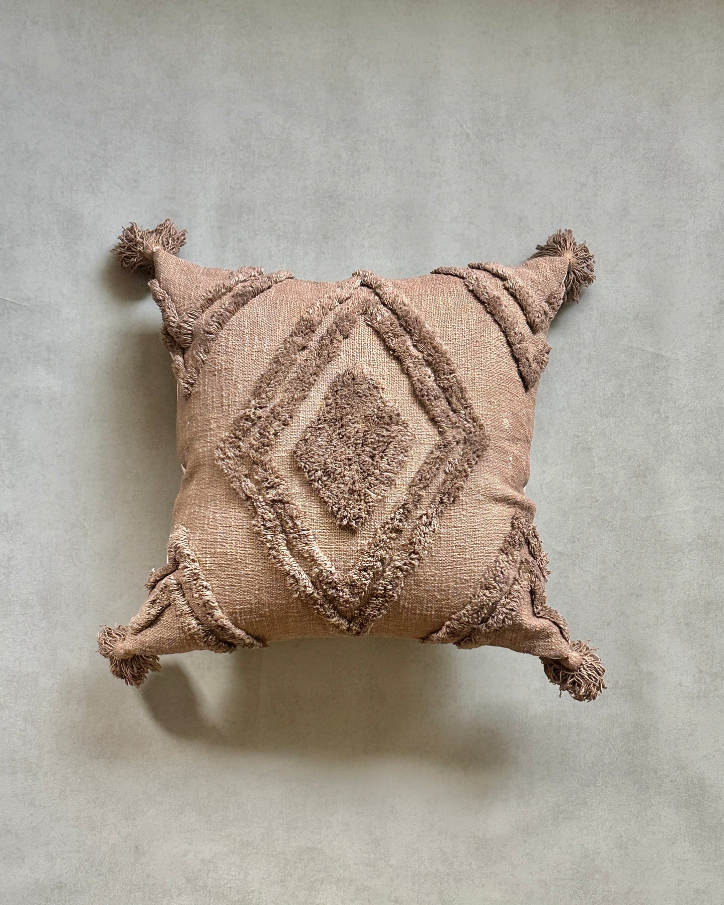 DANTE CUSHION
