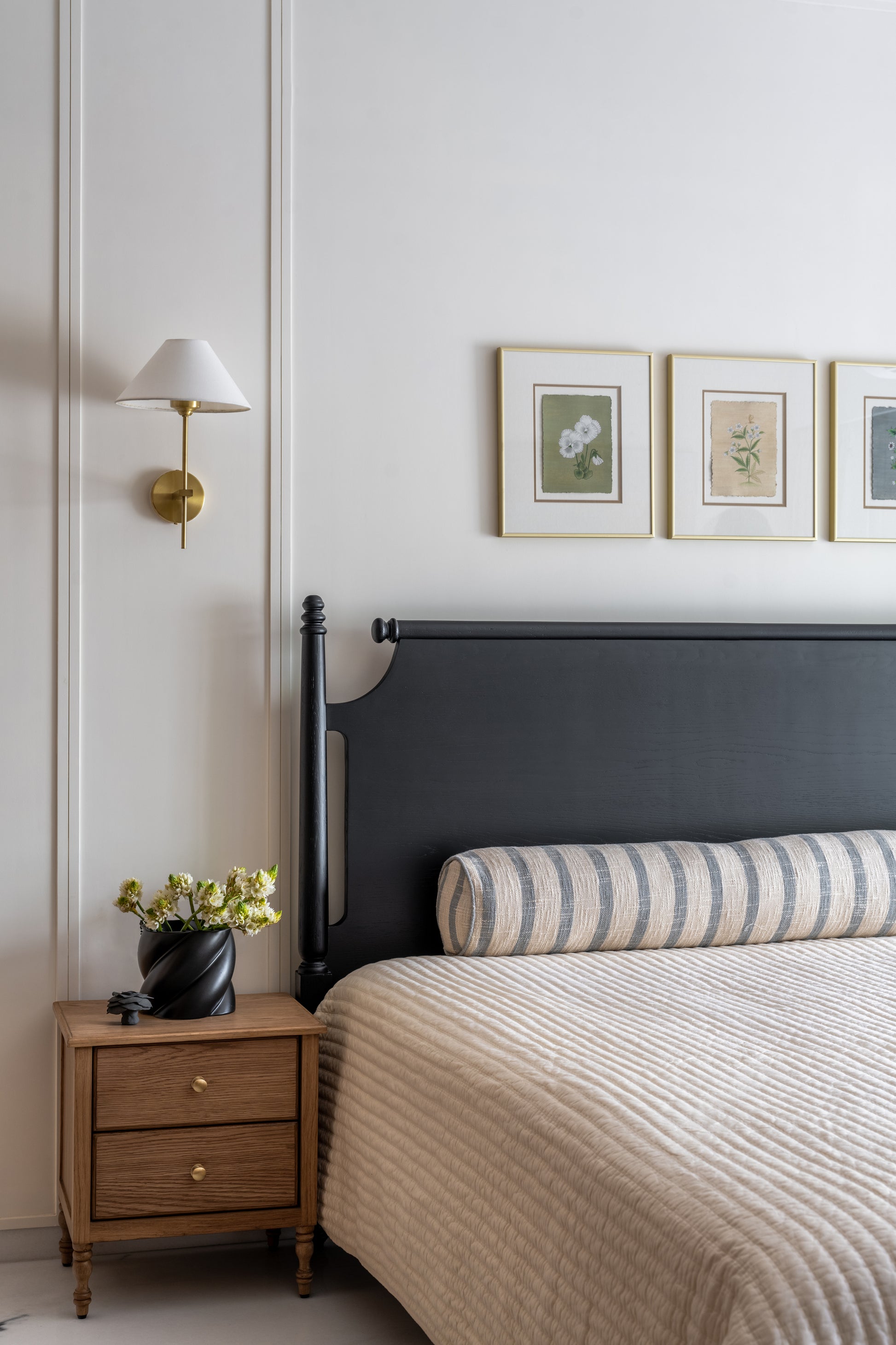 Long load or bolster cushion
