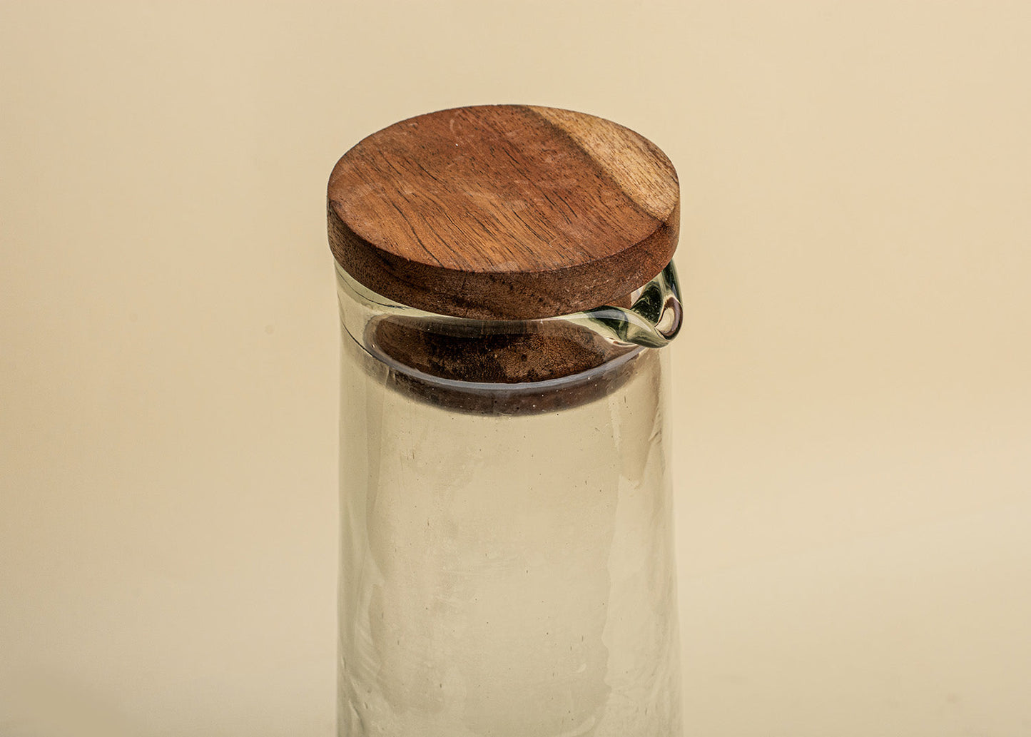 HAMMERED GLASS CARAFE WITH 4 GLASSES