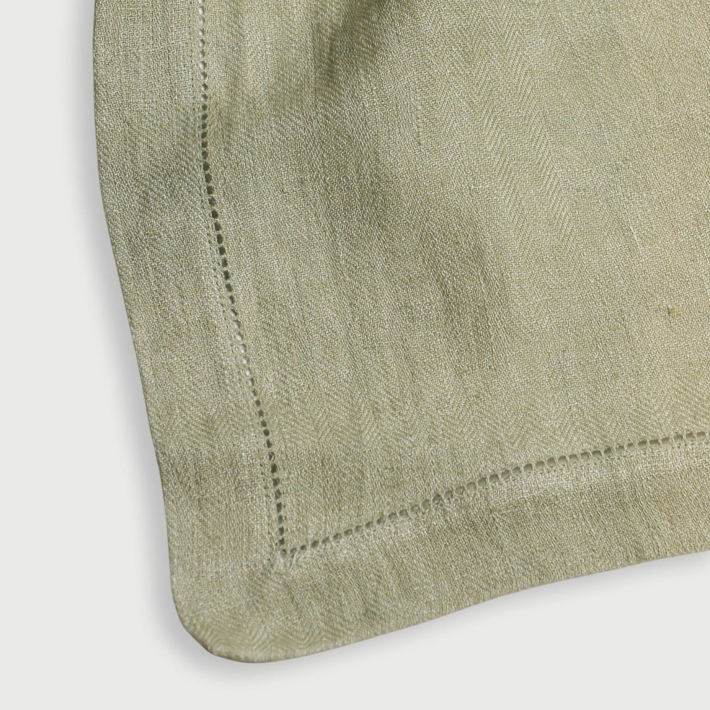 LINEN SAGE HERRINGBONE TABLE COVER
