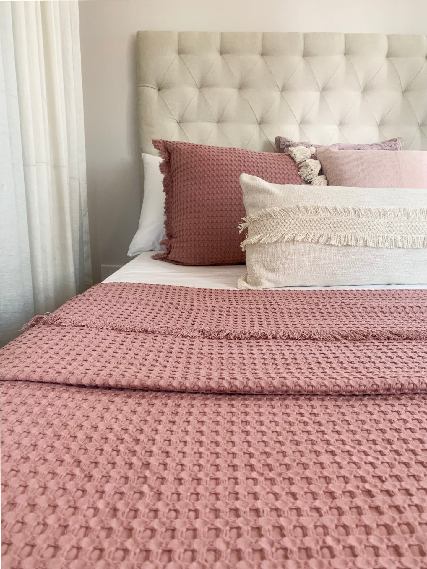 WILLOW WAFFLE BEDCOVER BLUSH